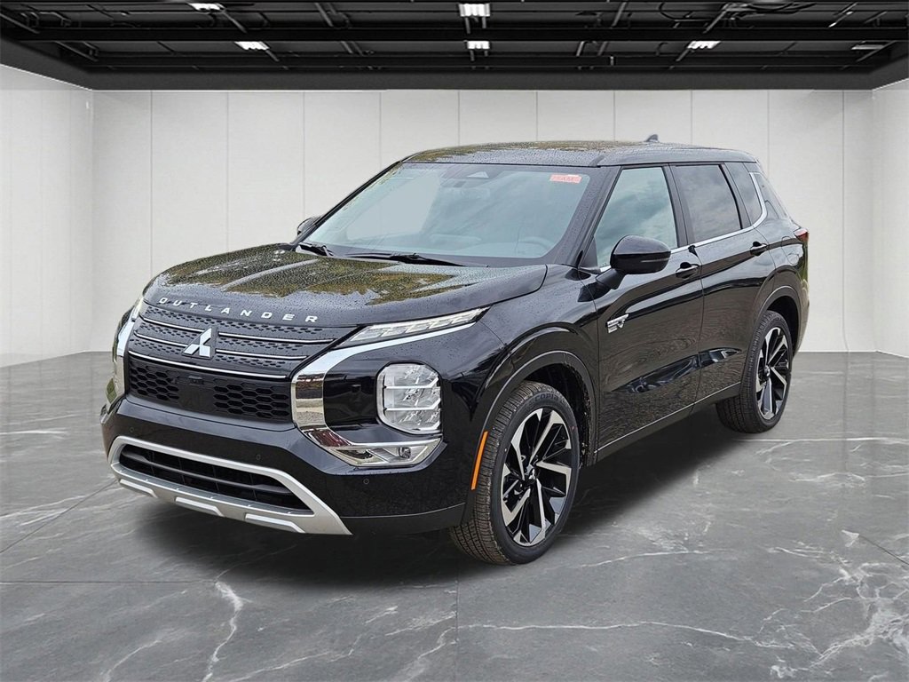 New 2025 Mitsubishi Outlander SE