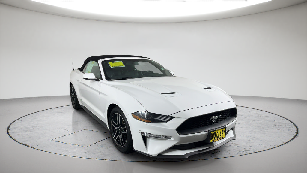 Used 2018 Ford Mustang Premium RWD image 6