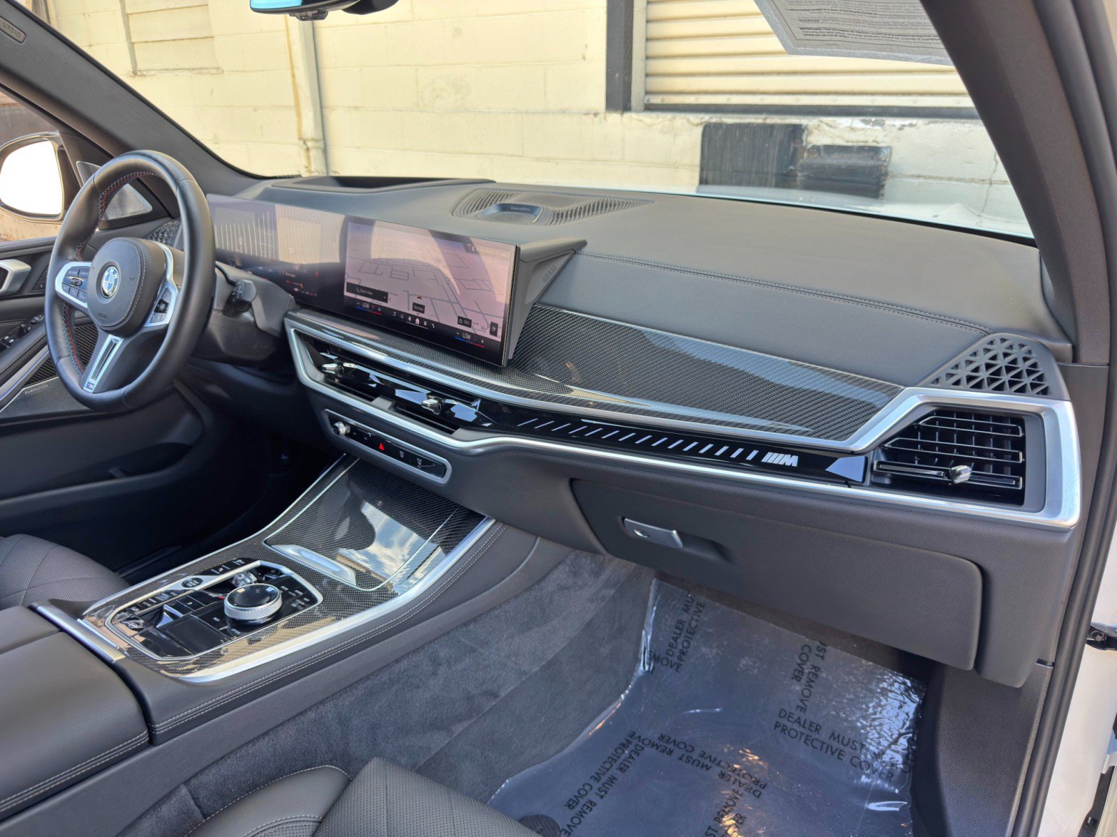 Used 2024 BMW X5 M60i AWD/4WD image 15