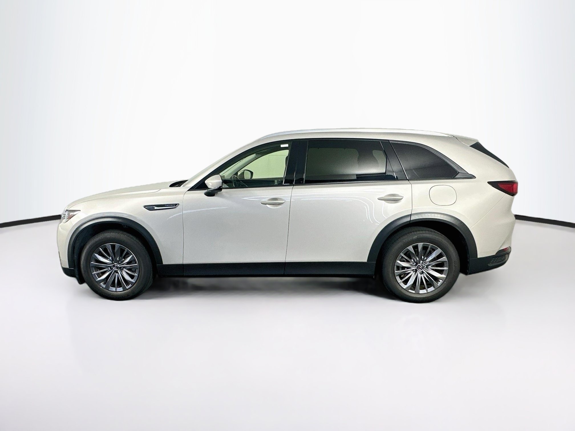 Used 2025 MAZDA CX-90 3.3 Turbo w/ Preferred Package AWD/4WD image 4