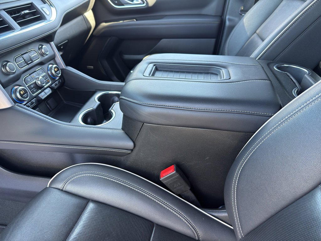 Used 2024 GMC Yukon SLT image 15