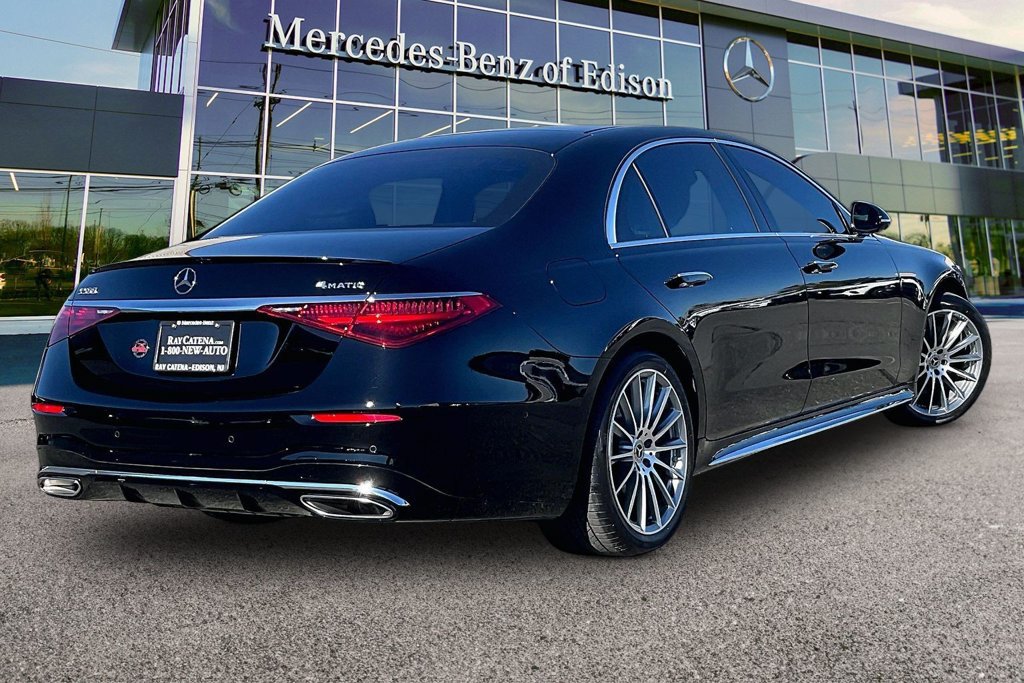 Certified 2023 Mercedes-Benz S 500 4MATIC image 9