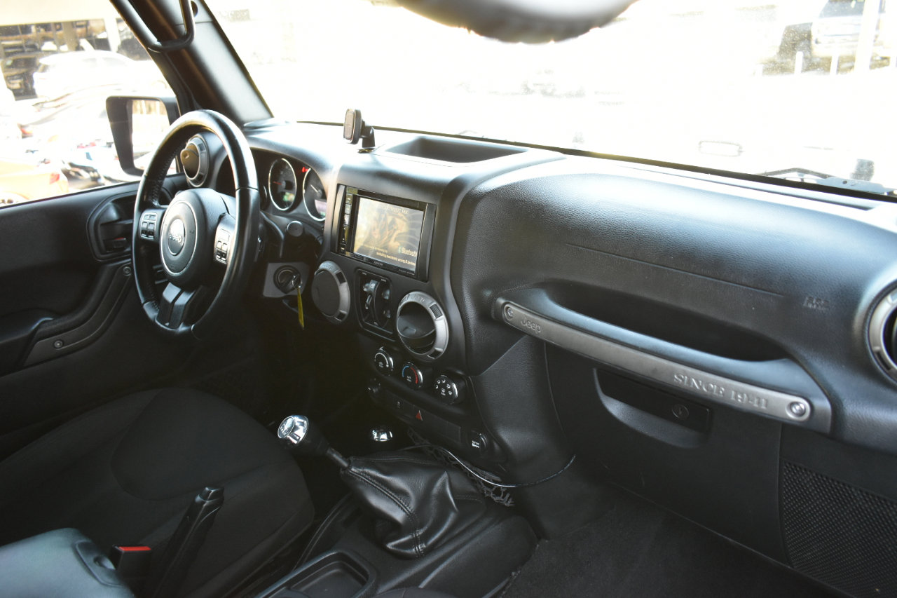 Used 2017 Jeep Wrangler Unlimited Sport w/ Quick Order Package 23S image 13