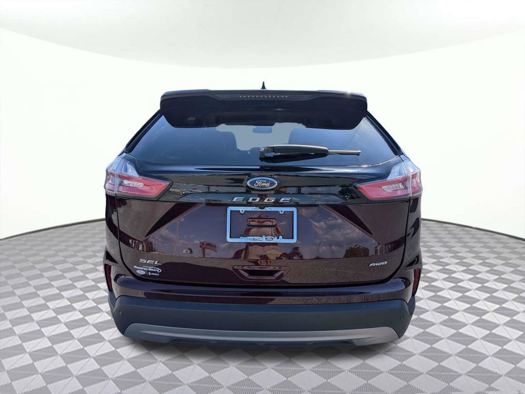 Used 2024 Ford Edge SEL AWD/4WD image 4