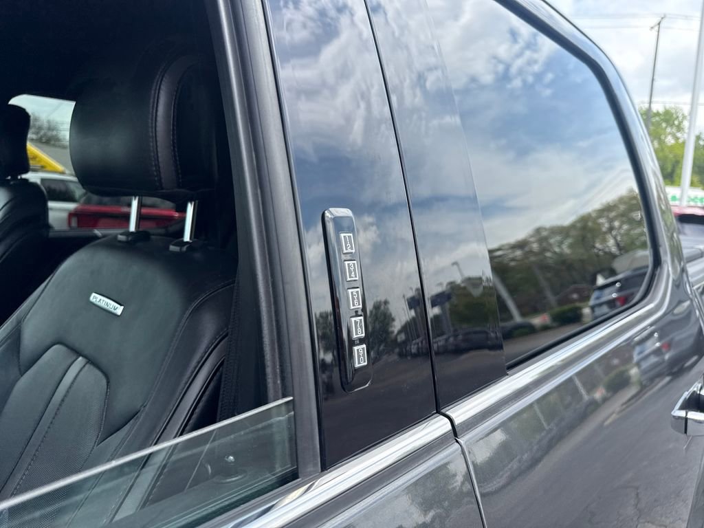 Used 2015 Ford F150 Platinum w/ Equipment Group 701A Luxury AWD/4WD image 23