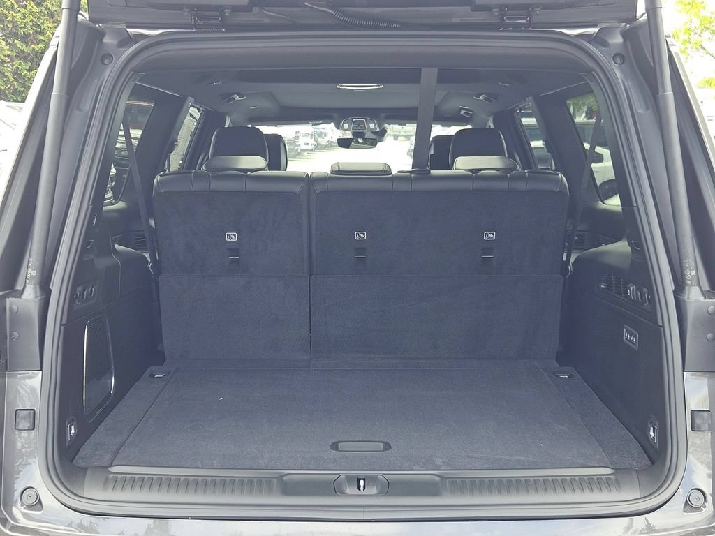 New 2026 Jeep Grand Wagoneer L Limited AWD/4WD image 10