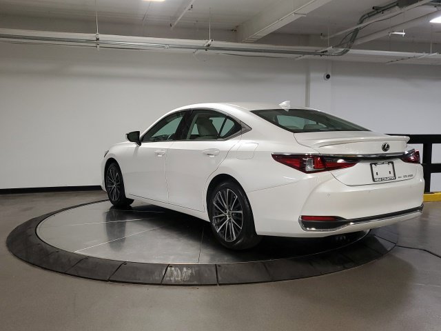 Certified 2023 Lexus ES 250 w/ Premium Package AWD/4WD image 15