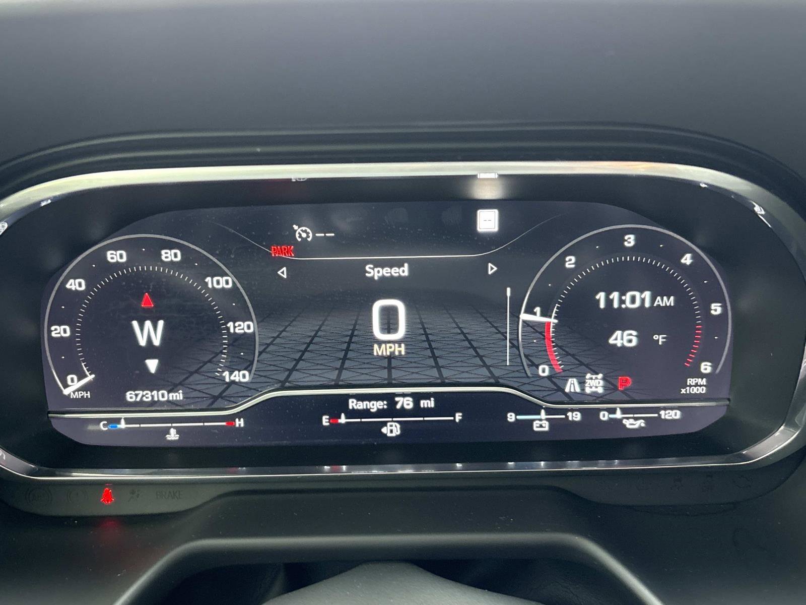 Used 2022 GMC Yukon XL SLT w/ SLT Luxury Package image 19