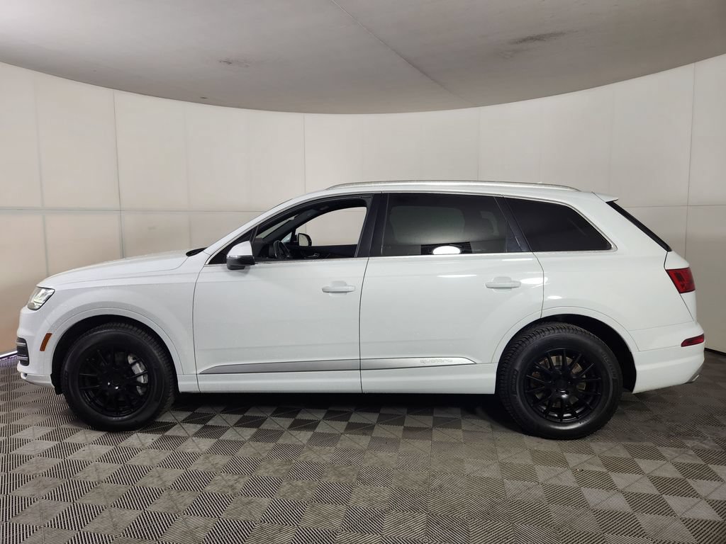 Used 2017 Audi Q7 3.0T Premium Plus w/ Premium Plus Package AWD/4WD image 4