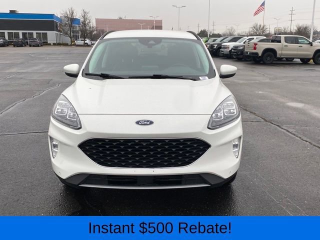 Used 2022 Ford Escape Titanium image 2