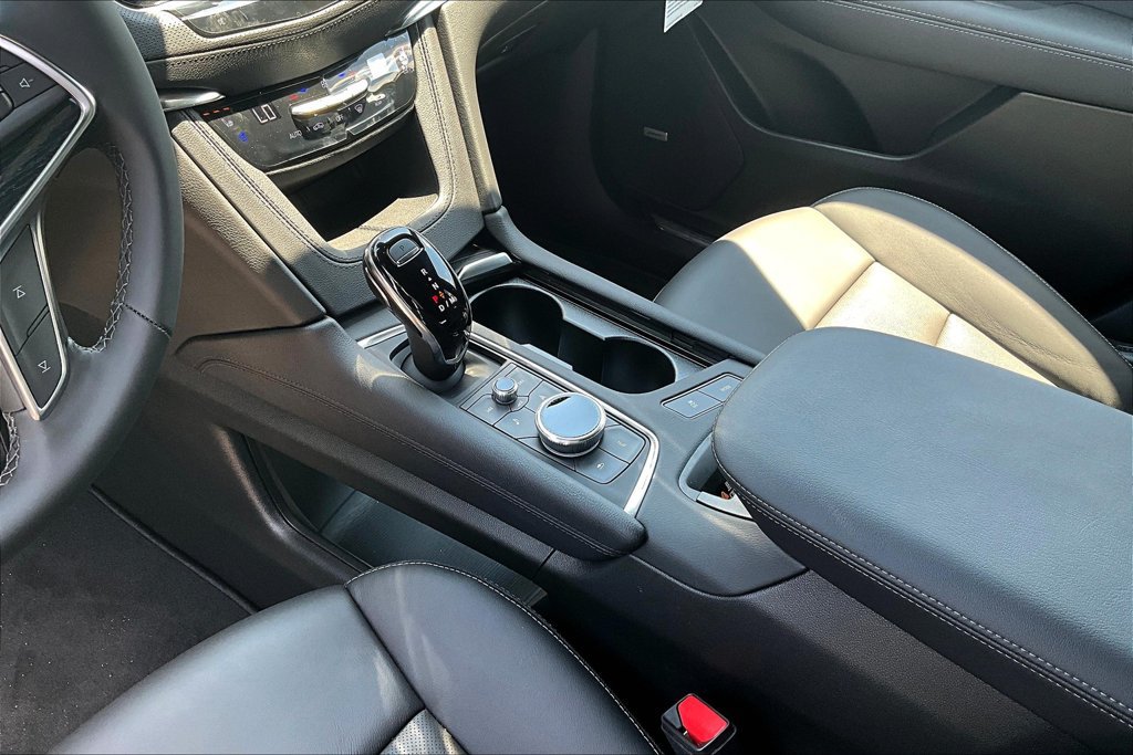 New 2025 Cadillac XT5 Premium Luxury w/ Technology Package FWD image 10