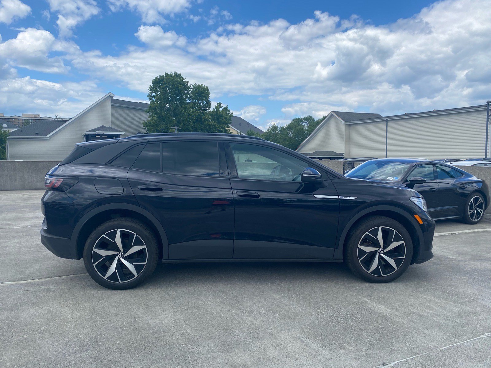 Certified 2023 Volkswagen ID.4 Pro S AWD/4WD image 2