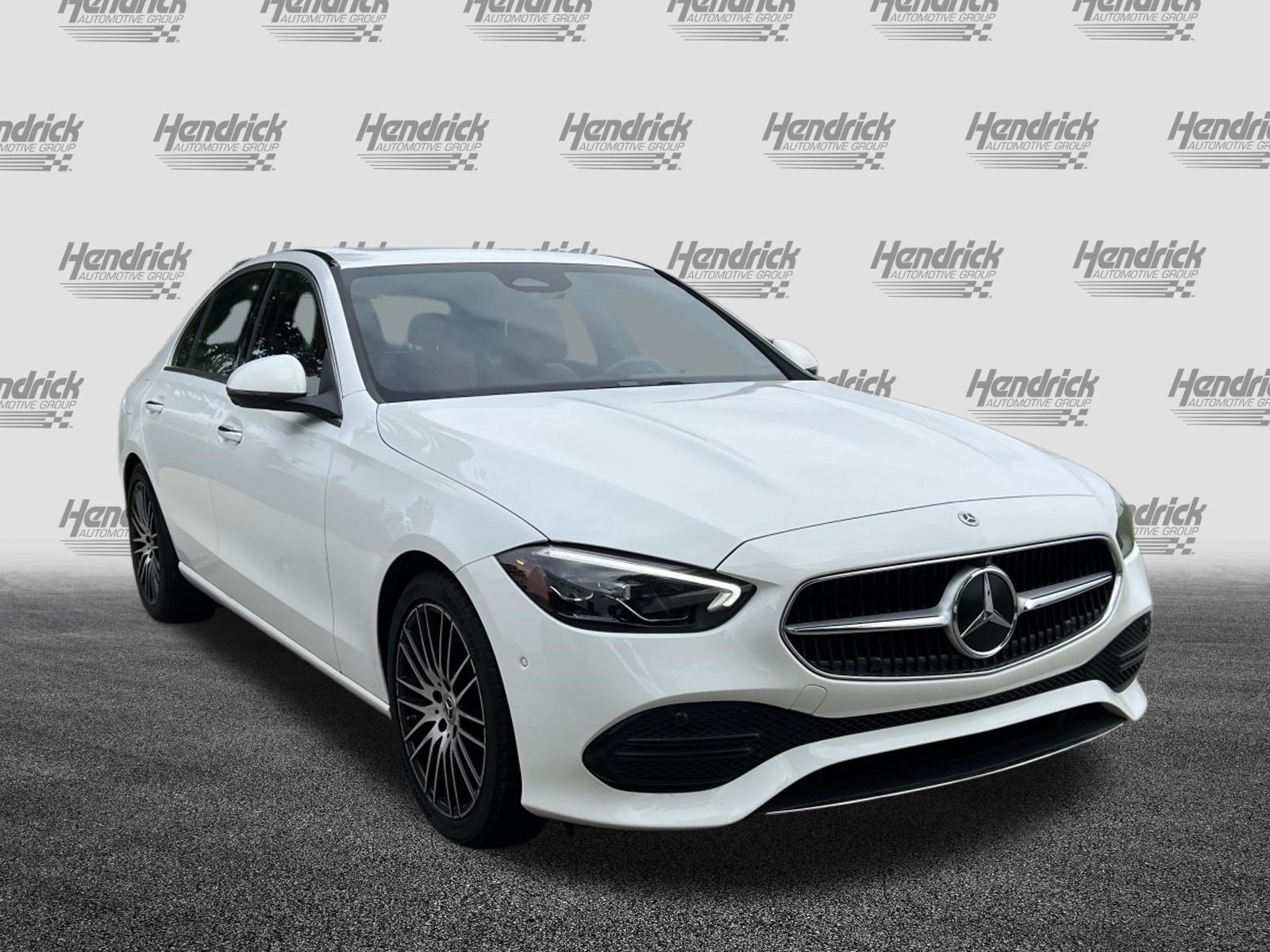 Used 2024 Mercedes-Benz C 300 Sedan image 2