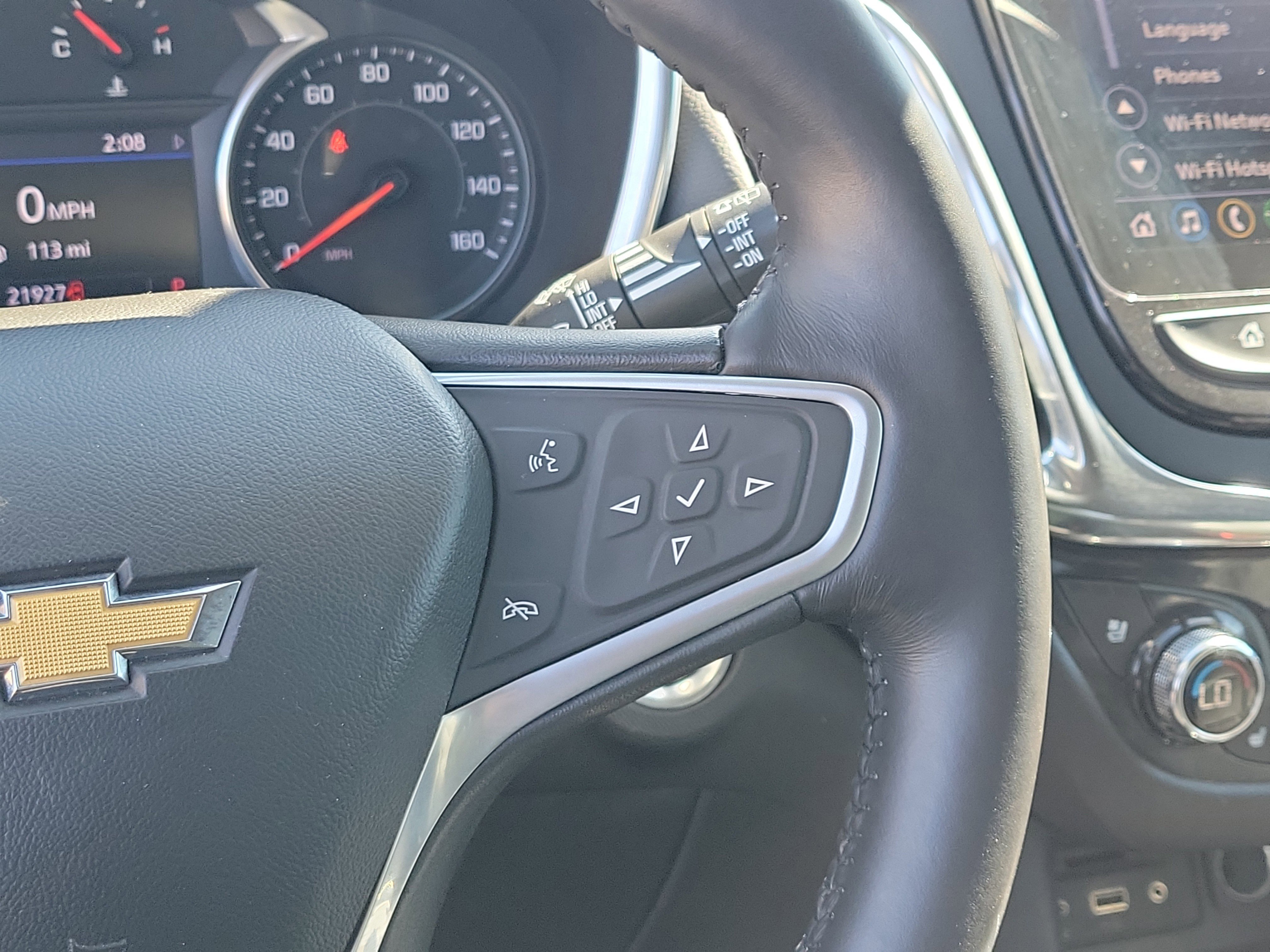 Used 2022 Chevrolet Equinox Premier image 25