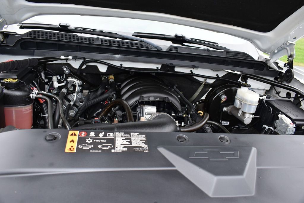 Used 2018 Chevrolet Silverado 1500 LT w/ All Star Edition image 28