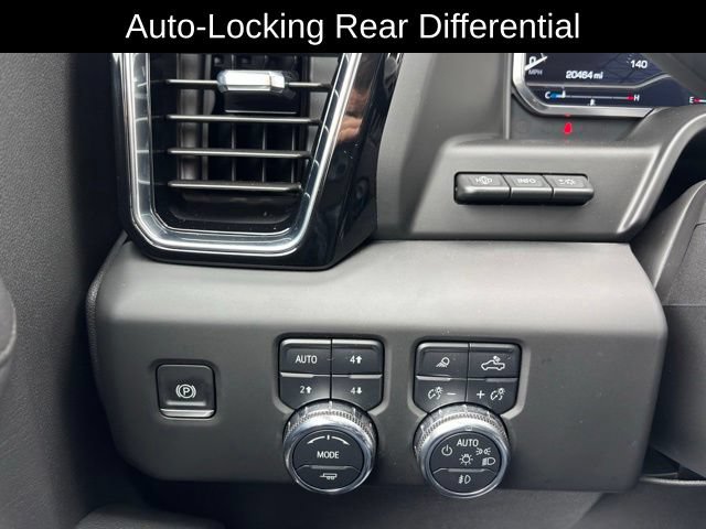 Certified 2025 GMC Sierra 1500 Denali w/ Technology Package AWD/4WD image 19
