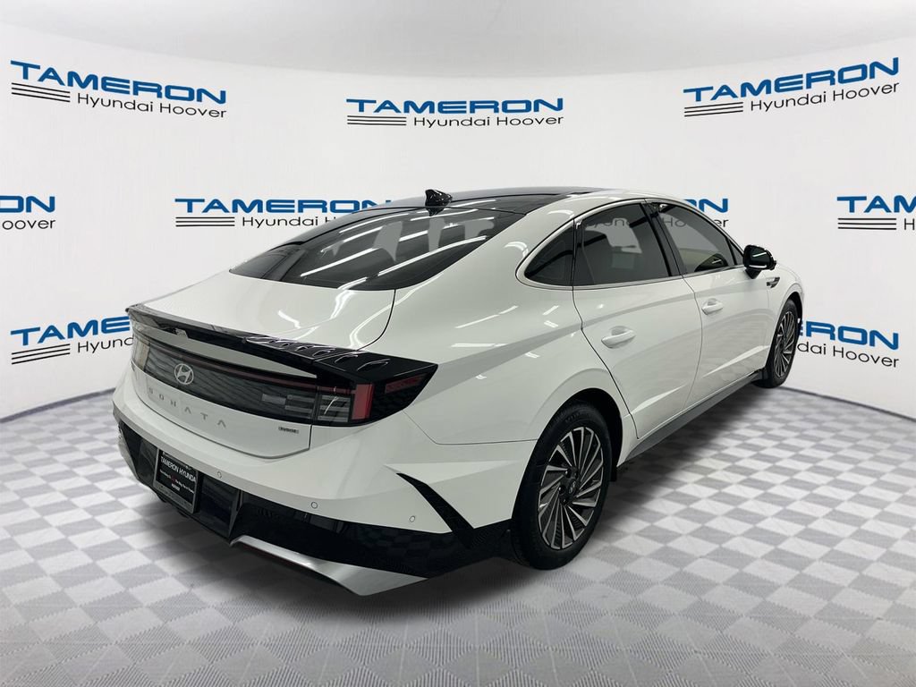 Used 2025 Hyundai Sonata Limited FWD image 5