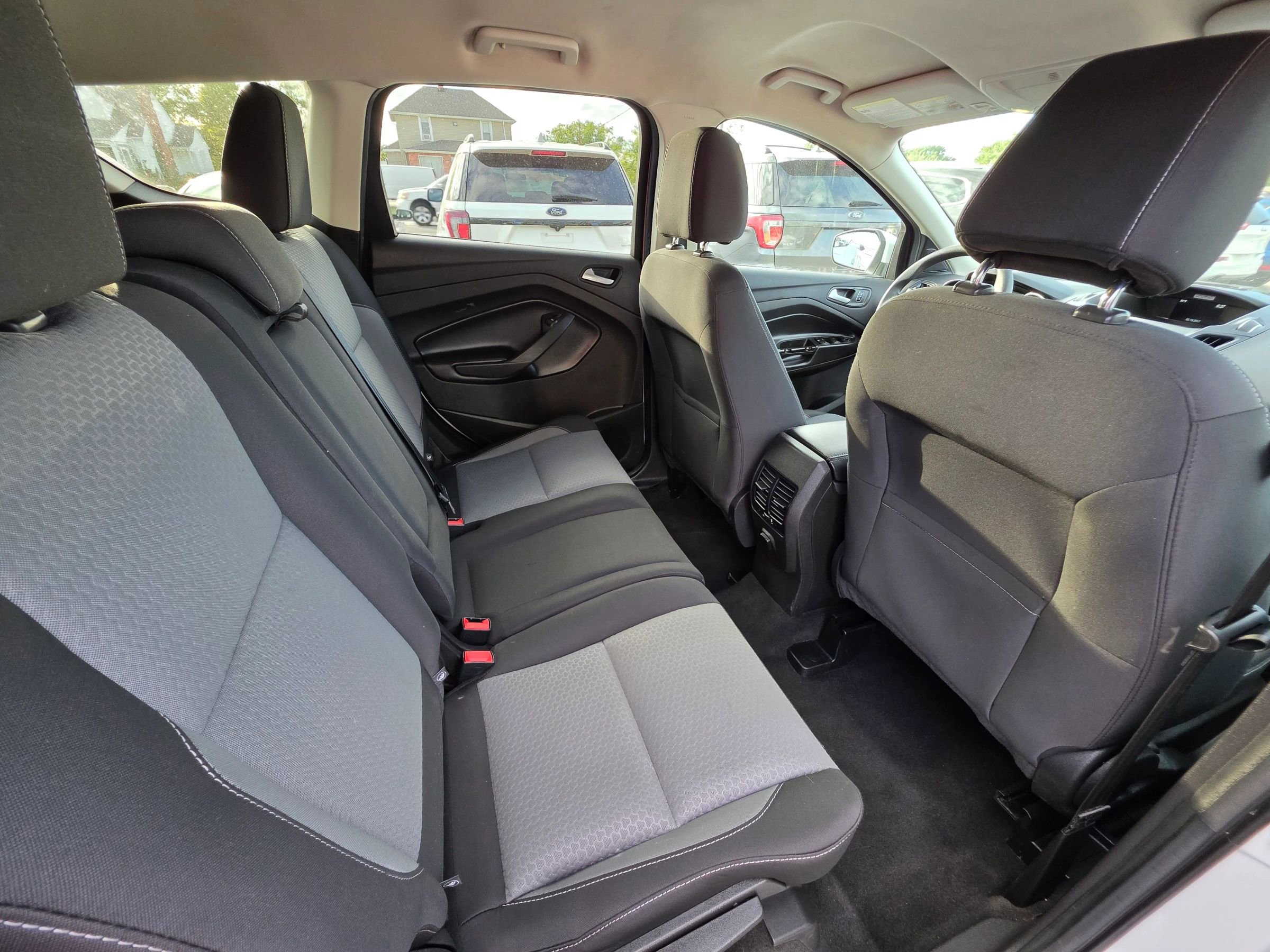 Used 2017 Ford Escape SE image 20