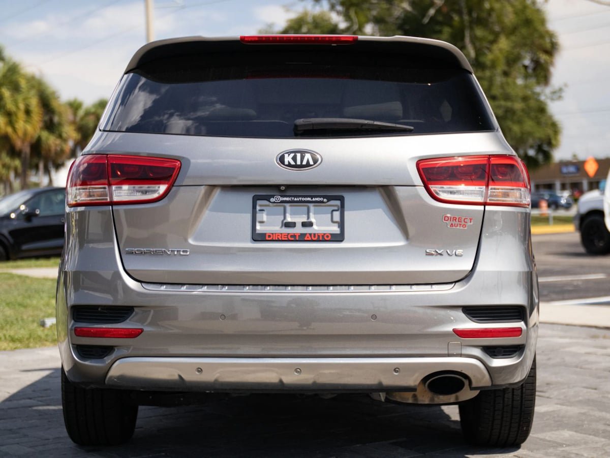 Used 2016 Kia Sorento SX FWD image 10