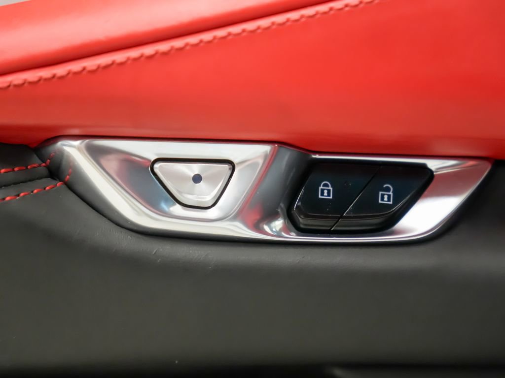 Used 2023 Chevrolet Corvette Stingray Premium Cpe w/ Z51 Performance Package RWD image 21