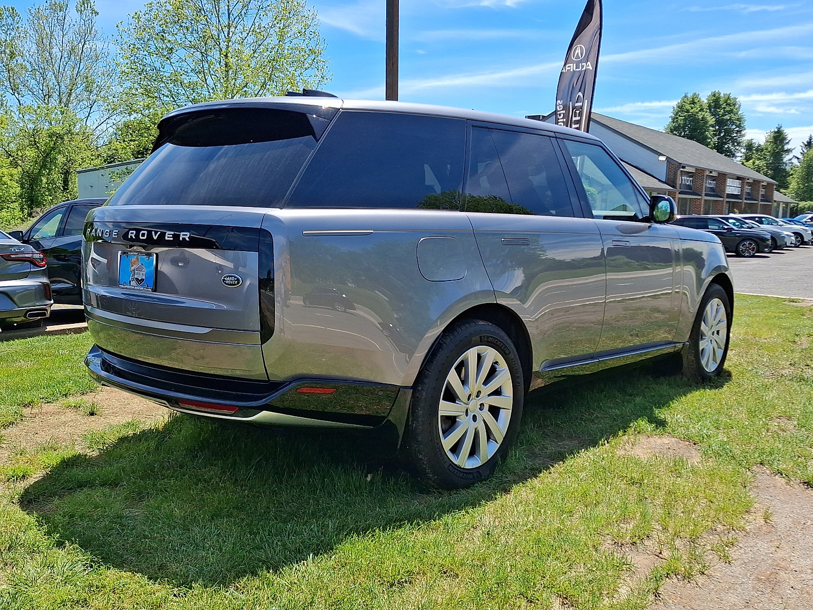 Used 2023 Land Rover Range Rover SE AWD/4WD image 6