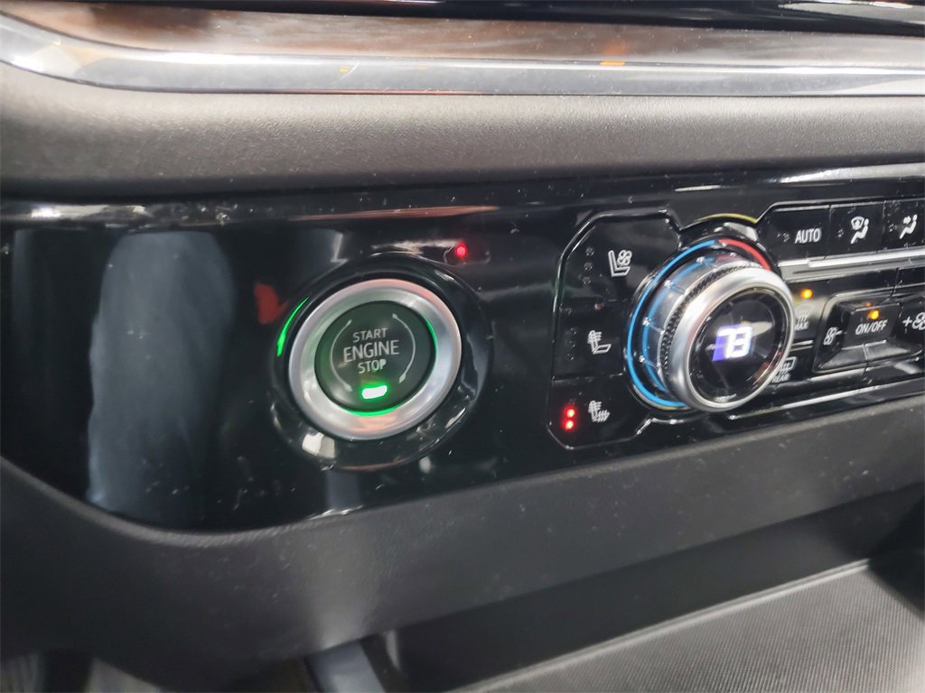 Used 2023 GMC Sierra 1500 SLT w/ SLT Convenience Package image 19