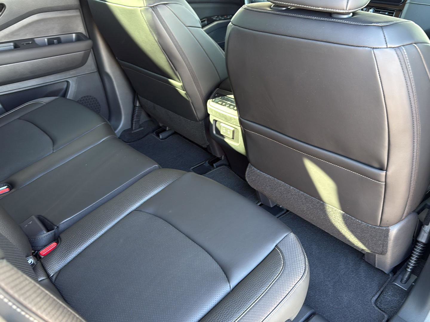 New 2026 Nissan Pathfinder SL AWD/4WD image 39