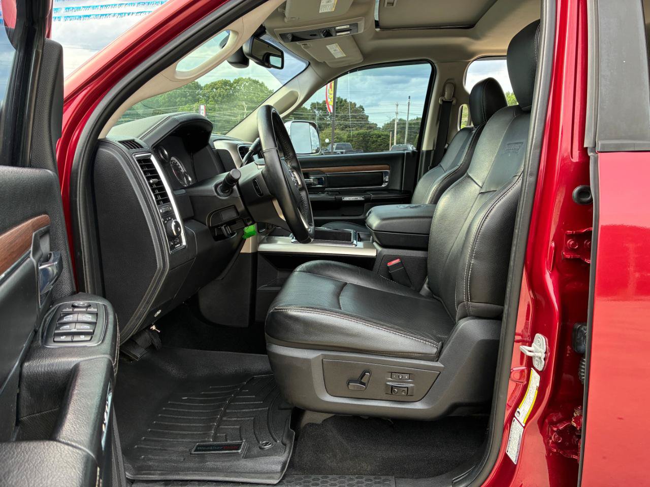 Used 2013 RAM 2500 Laramie AWD/4WD image 12