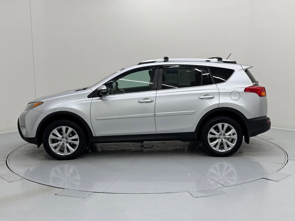 Used 2015 Toyota RAV4 Limited w/ Technology Package image 2
