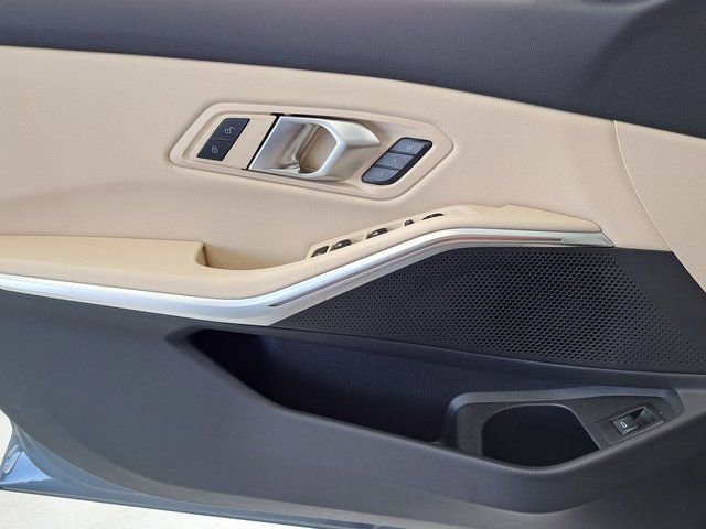 Used 2025 BMW 330i Sedan image 19