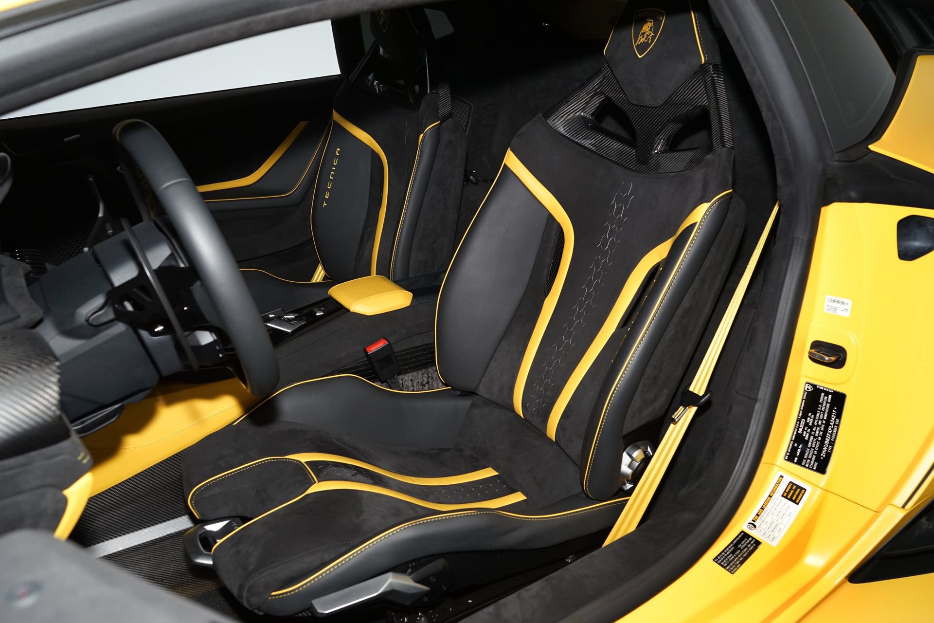 Used 2023 Lamborghini Huracan Tecnica RWD image 11