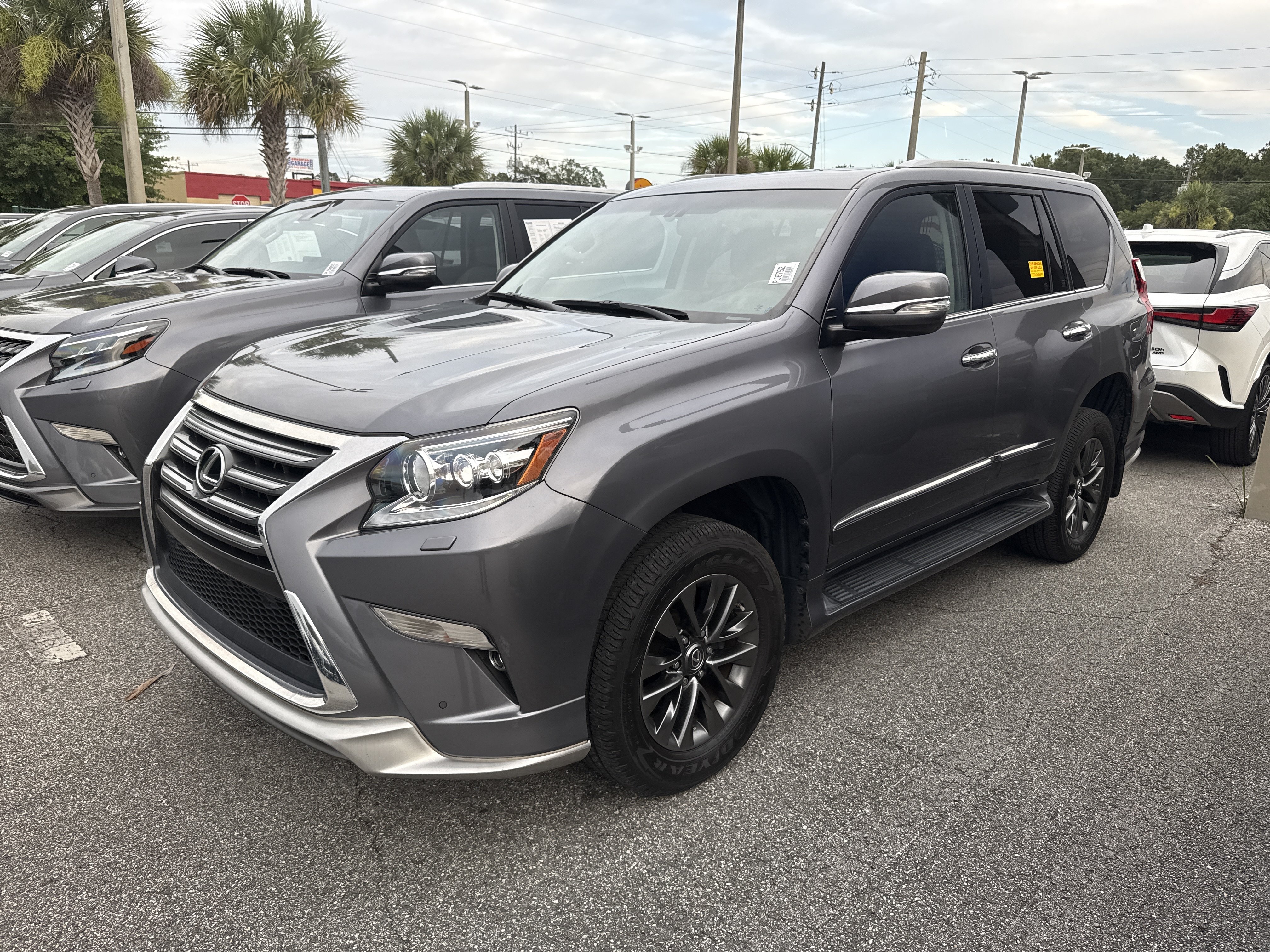 Used 2019 Lexus GX 460 Premium AWD/4WD image 34