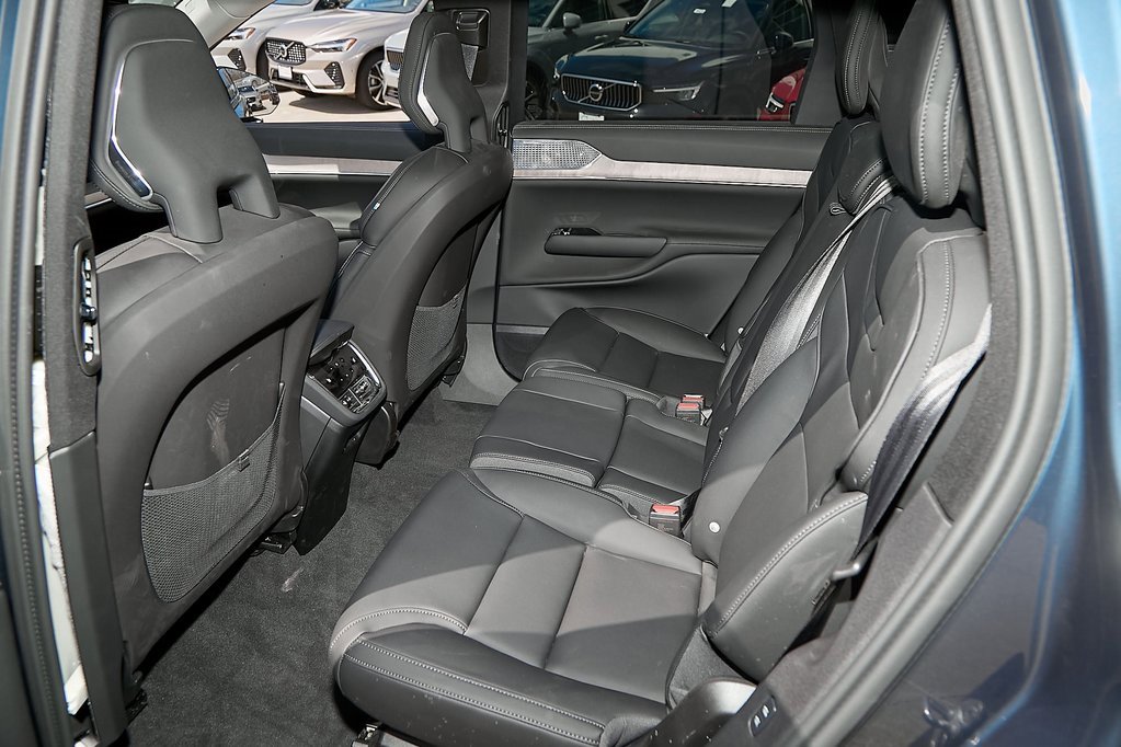 New 2025 Volvo EX90 Ultra image 19