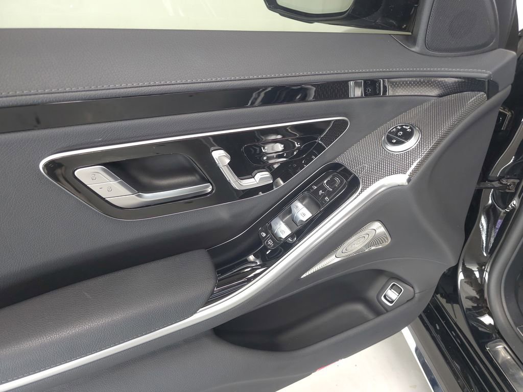 Certified 2023 Mercedes-Benz S 500 4MATIC image 6