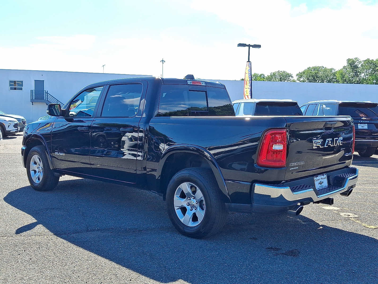 Used 2025 RAM 1500 Big Horn AWD/4WD image 5