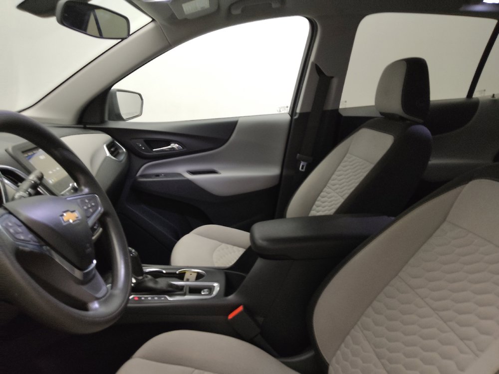 Used 2019 Chevrolet Equinox LS w/ LS Convenience Package FWD image 17