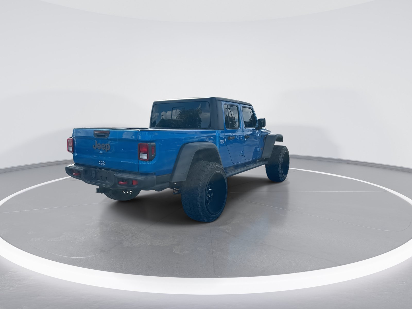 Used 2020 Jeep Gladiator Rubicon w/ Trailer Tow Package AWD/4WD image 9