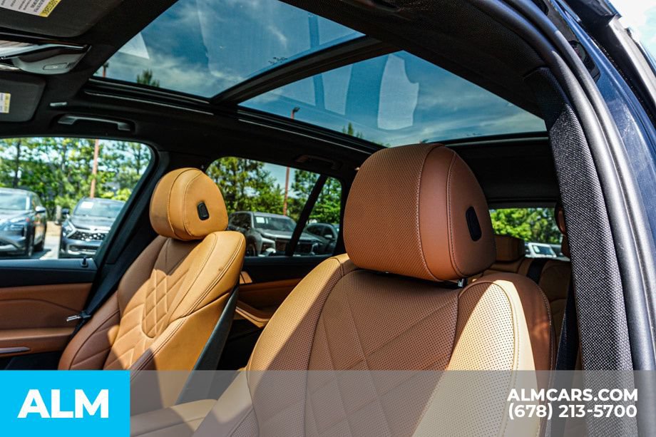 Used 2023 BMW X5 M50i RWD image 17