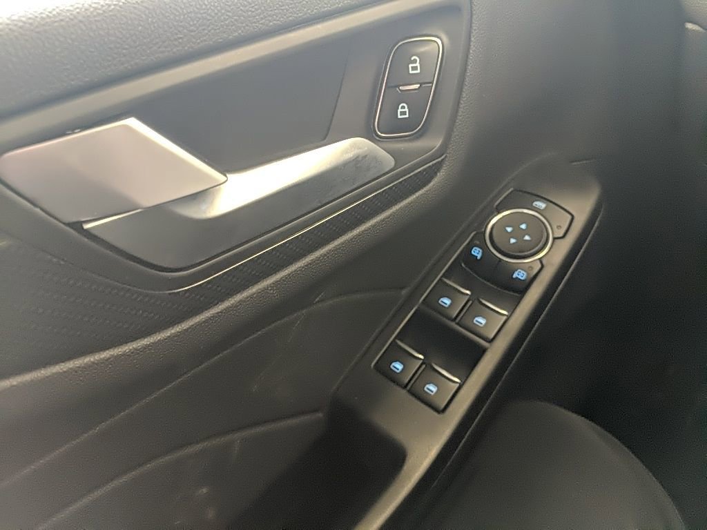 Used 2023 Ford Escape ST-Line w/ Tech Pack #1 image 25