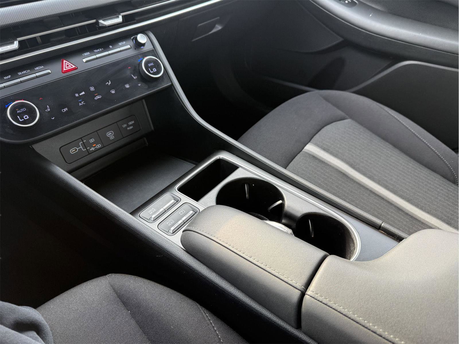 Used 2024 Hyundai Sonata SEL FWD image 15