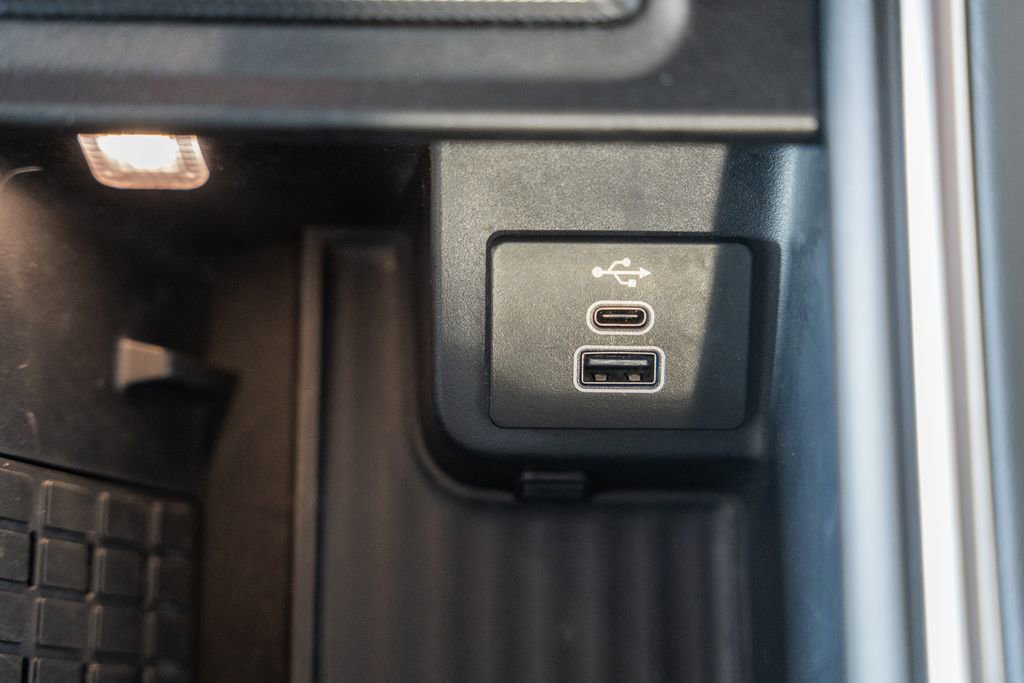 Used 2025 Ford Expedition Max Active image 32