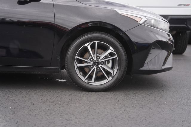 Used 2022 Kia Forte LXS image 4