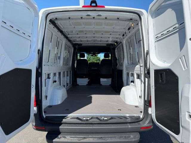 New 2026 Mercedes-Benz Sprinter 2500 image 11