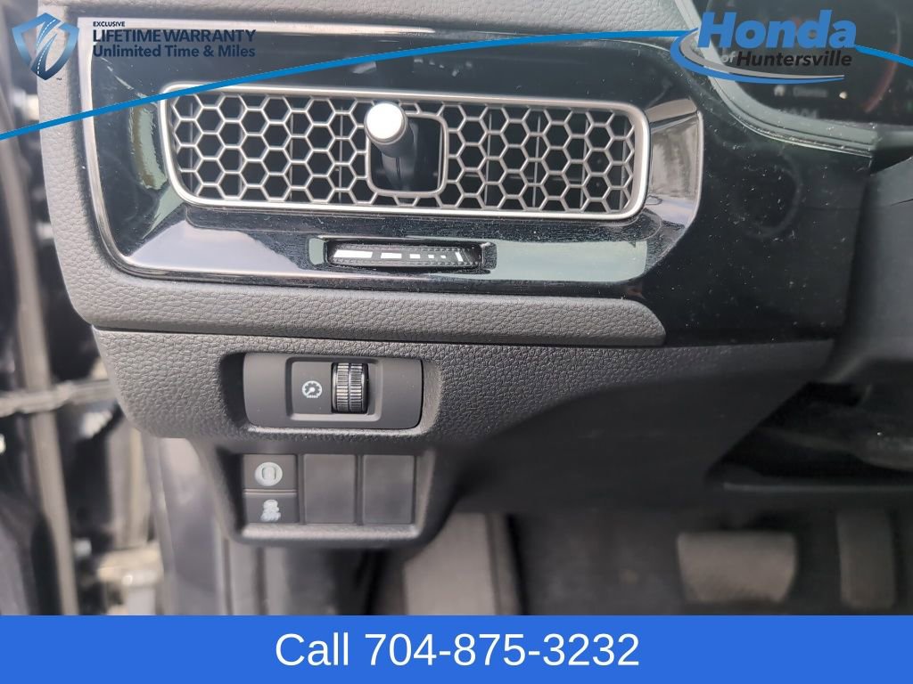 Used 2023 Honda Civic LX image 25