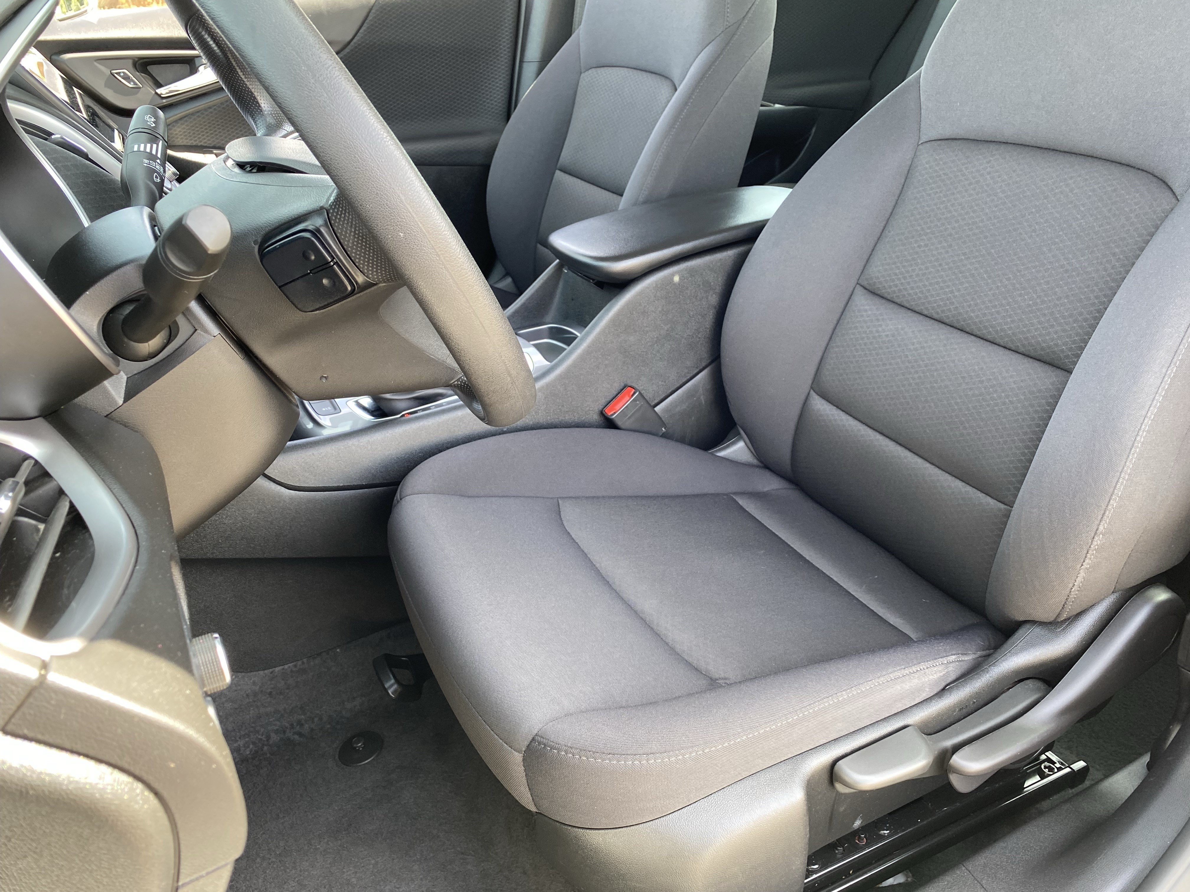 Used 2025 Chevrolet Malibu LS FWD image 16