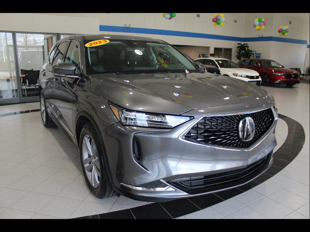 Used 2023 Acura MDX SH-AWD image 3