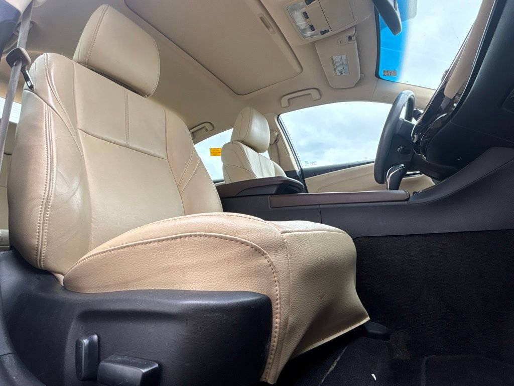 Used 2014 Toyota Avalon XLE Premium FWD image 26
