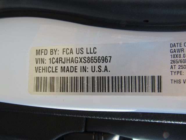 Used 2025 Jeep Grand Cherokee Altitude AWD/4WD image 53