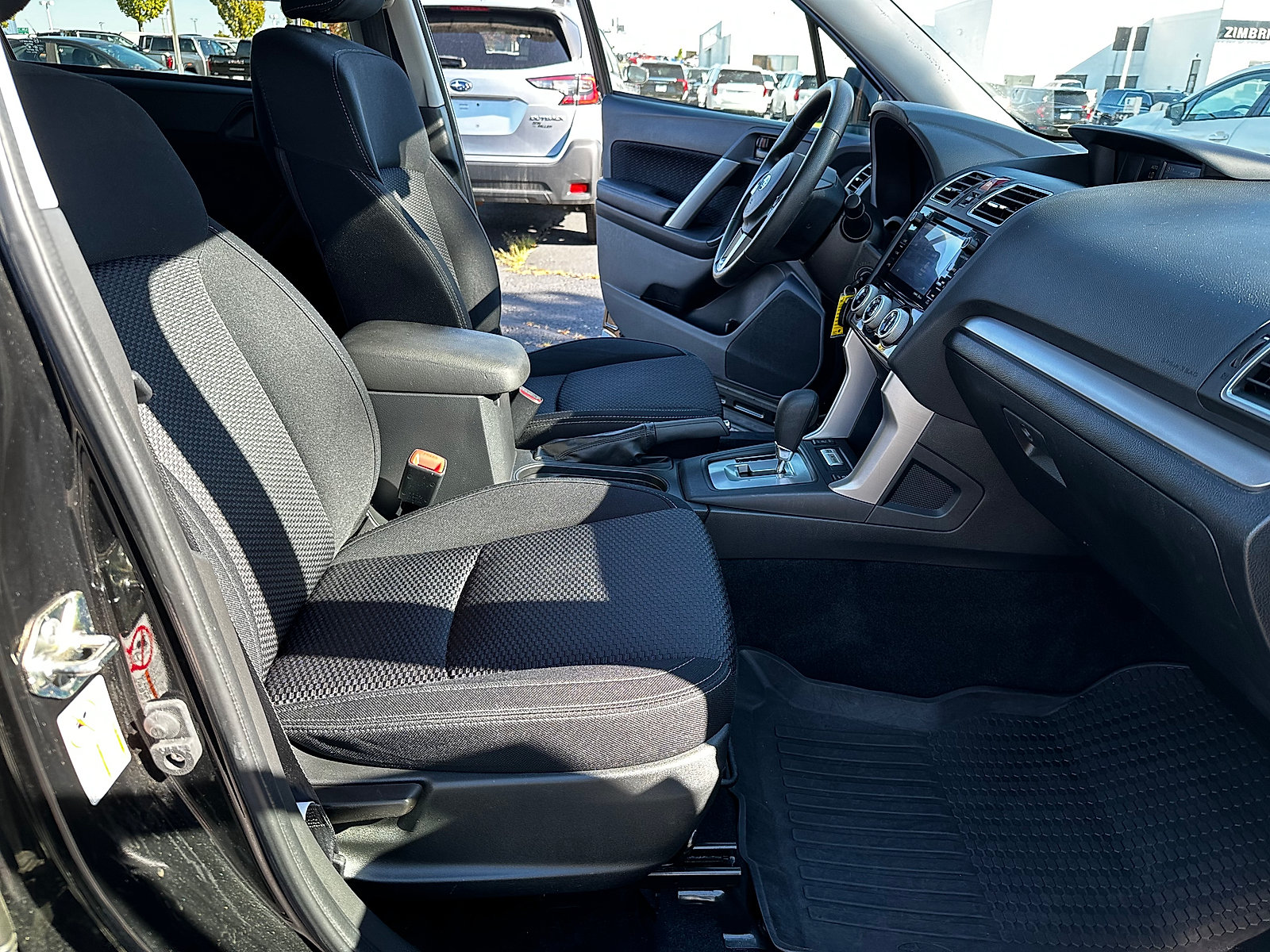 Used 2017 Subaru Forester 2.5i Premium AWD/4WD image 19