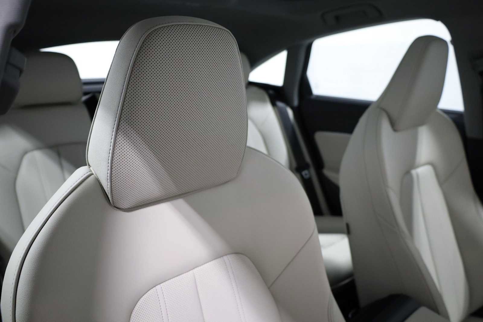 New 2025 Audi A5 2.0T Prestige image 21